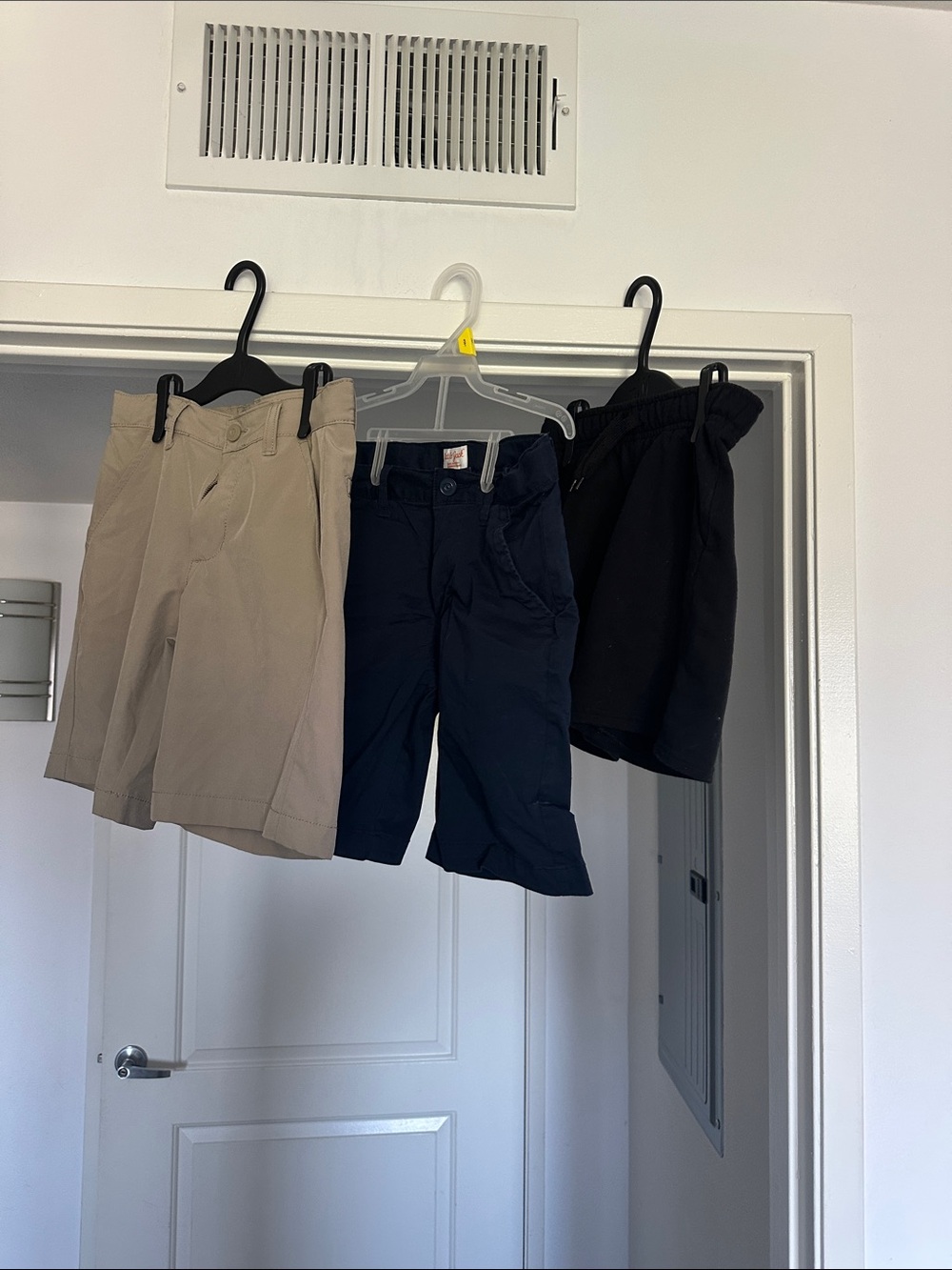 Cat & Jack Boys 3-Pack Shorts in Khaki, Navy & Black